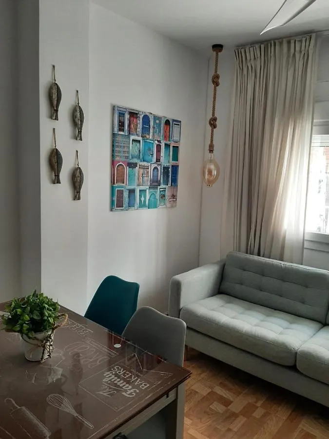 Apartamento Acogedor Bajo a 30 metros de la Playa La Cala Del Moral